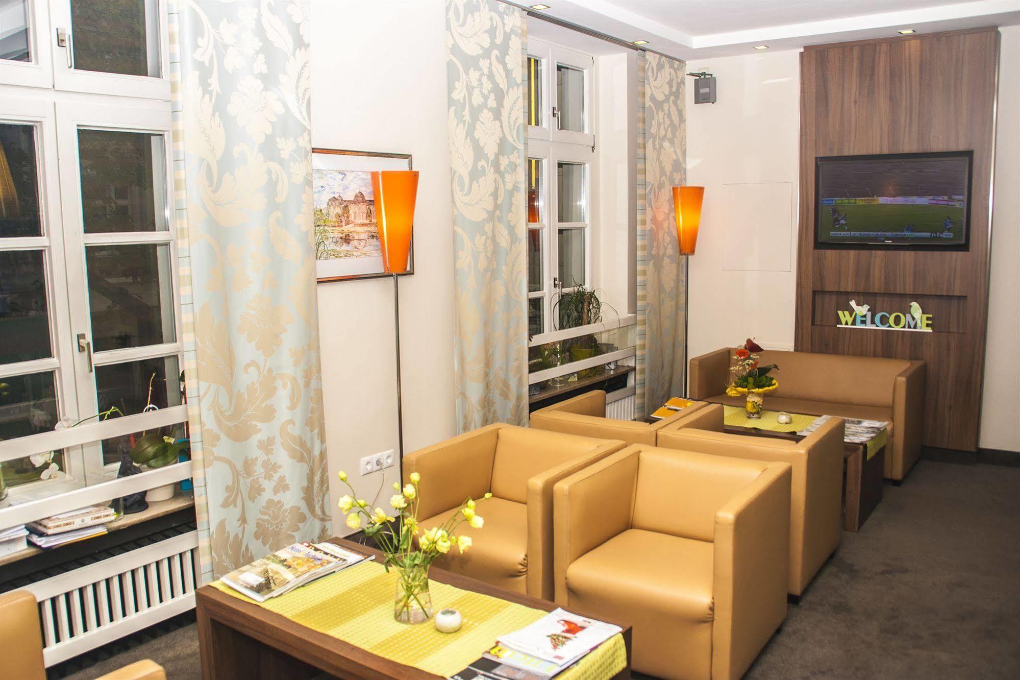 Hotel Zum Adler ボン エクステリア 写真
