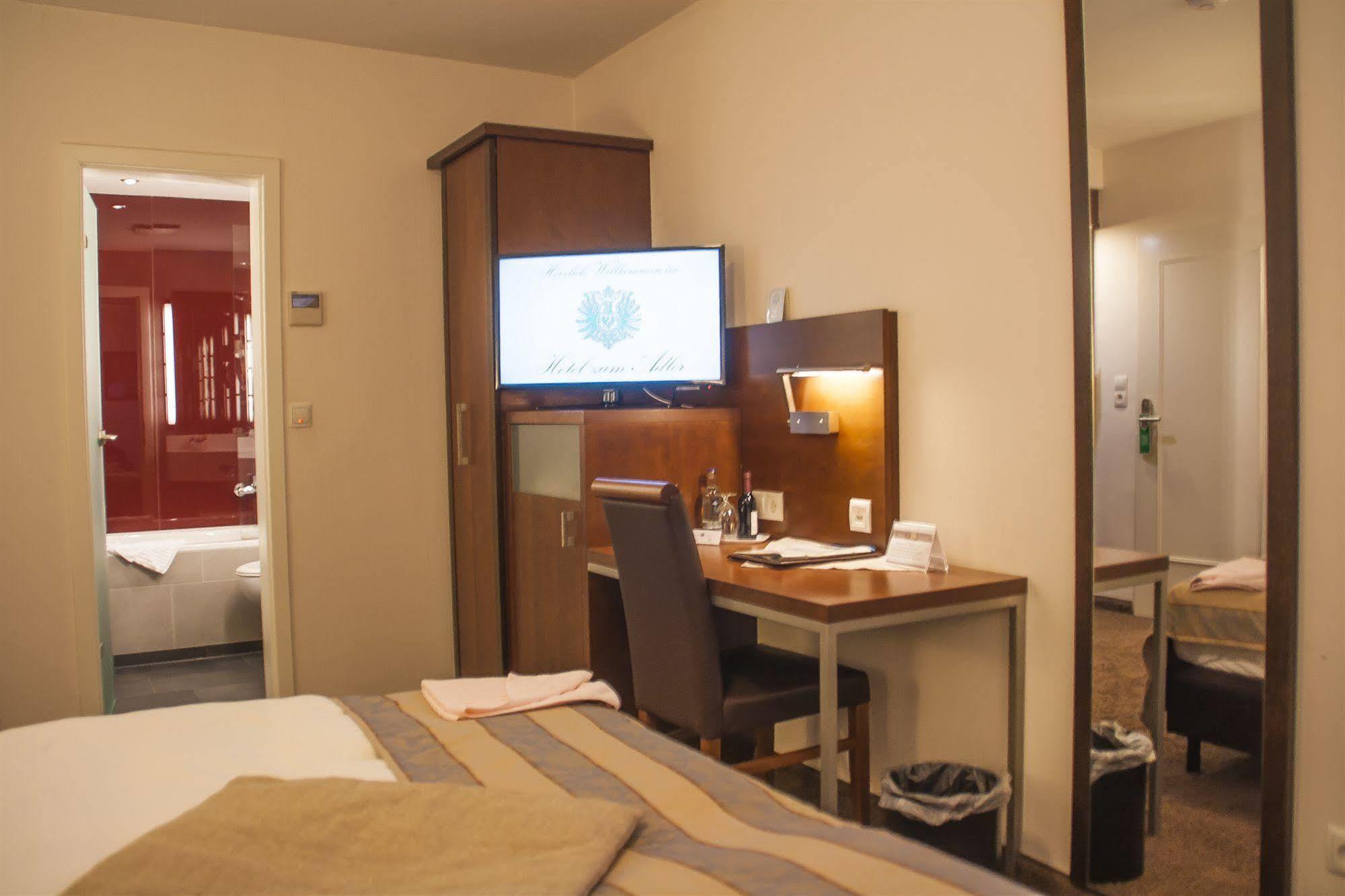 Hotel Zum Adler ボン エクステリア 写真