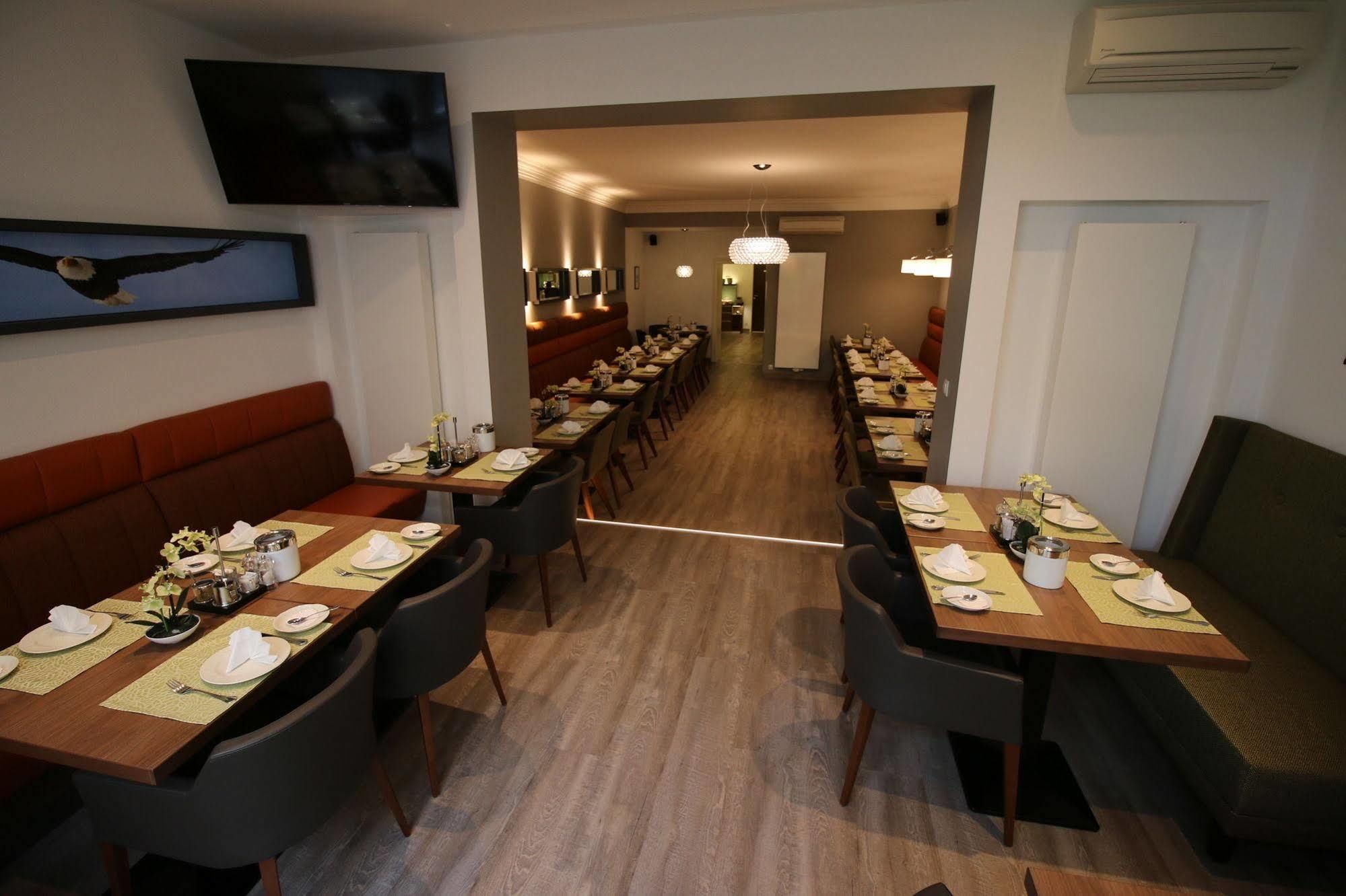 Hotel Zum Adler ボン エクステリア 写真